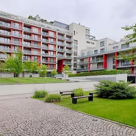 شقة Modern With Terrace Near Prague's Center براغ